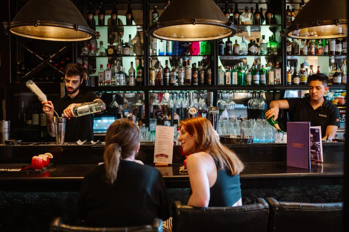 Main Room - imagen 2