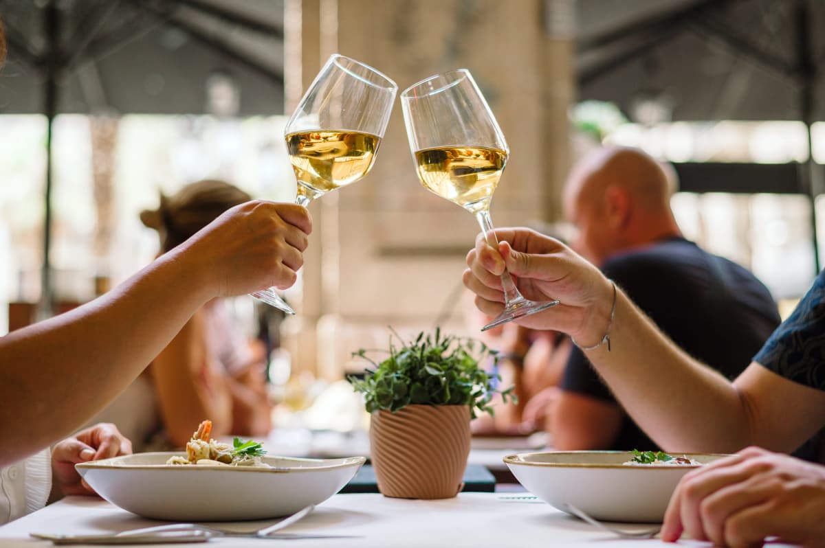Por qué la mesa familiar es tan importante en Italia: la historia social de comer juntos