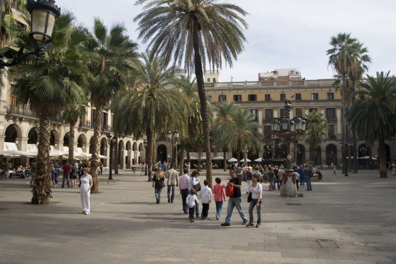 Plaça reial Barcelona barri